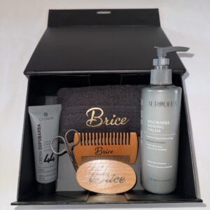 Coffret barbe personnalisable – Kit entretien barbe avec brosse, peigne et accessoires